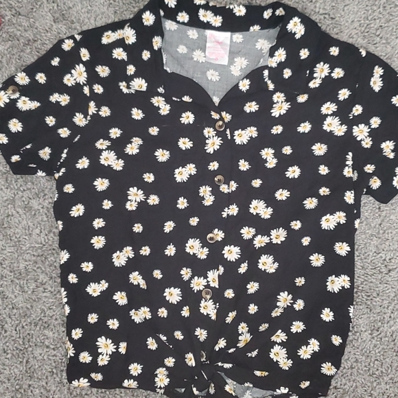 Button up shirt, No Boundaries, size small - Picture 1 of 2